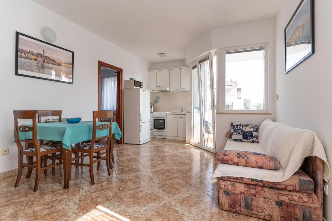 Apartments Anamarija Ровінь Екстер'єр фото